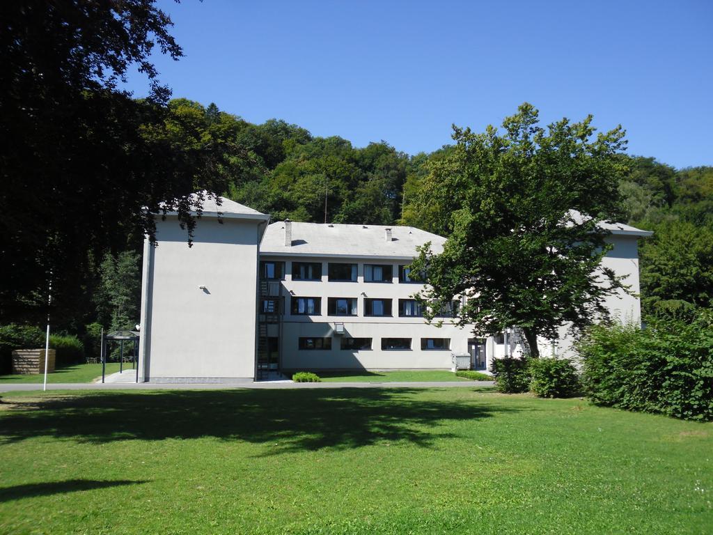 Вилла J-Club De Knapzak / La Besace Bohan Экстерьер фото